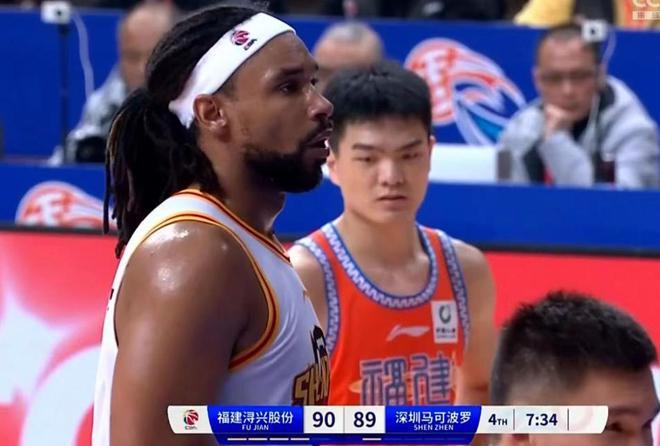 爱体育官网-福建男篮客场逆转胜利,反弹士气