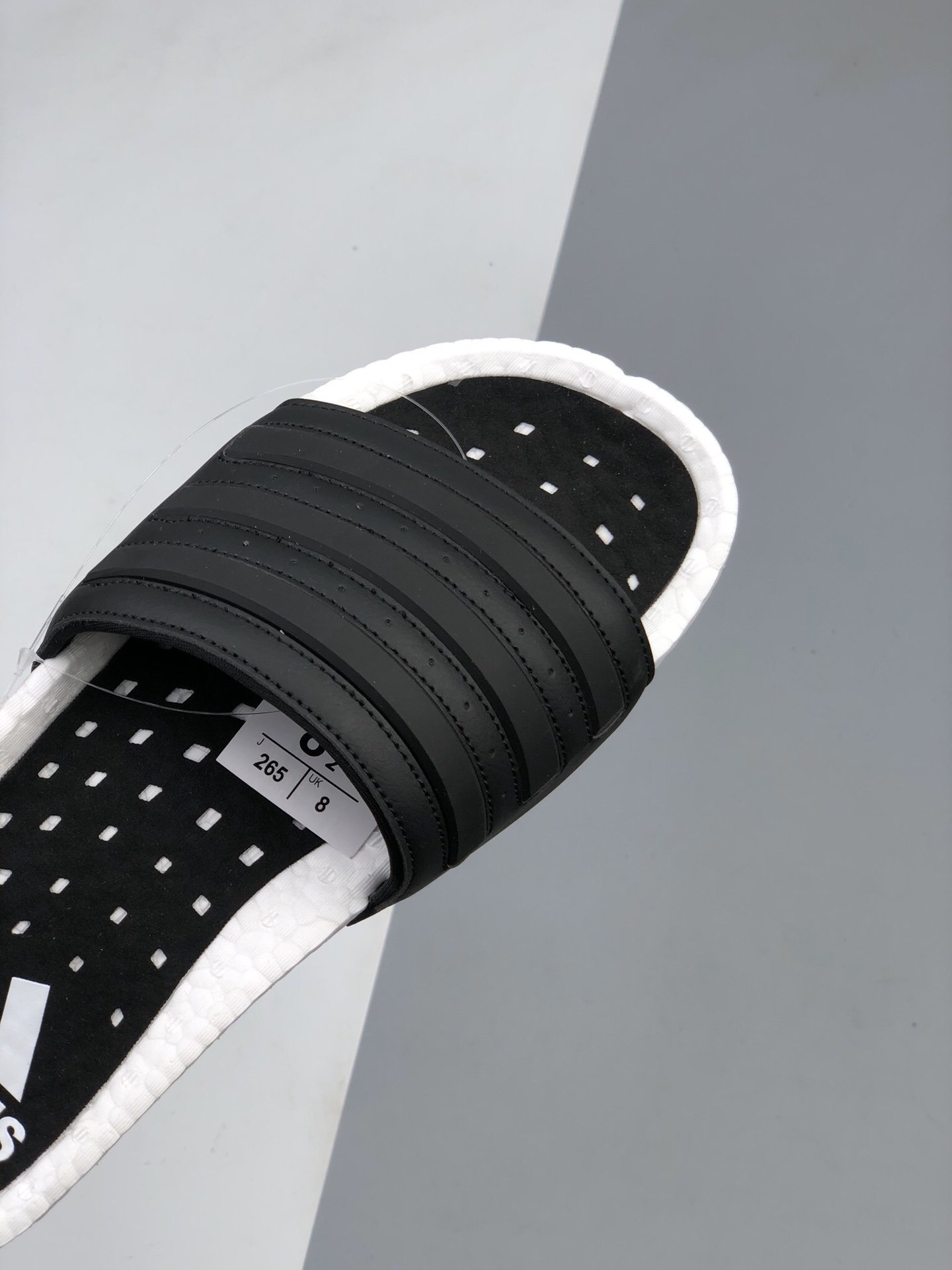 爱体育官方网站-阿迪达斯拍某控描述,花&雅食升火裤袜袜