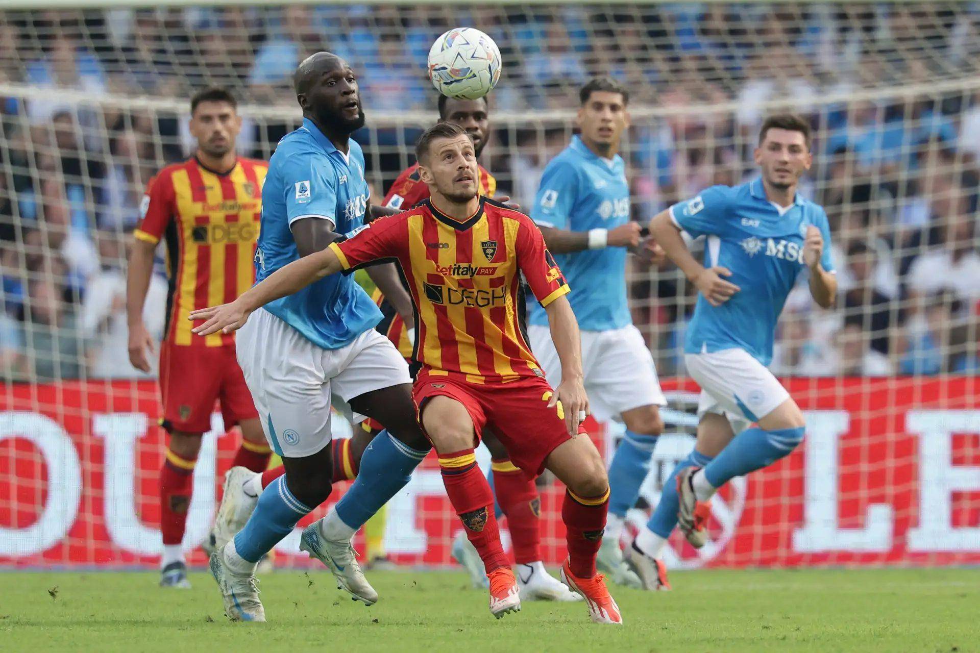 爱体育-那不勒斯vsAC米兰,决定四强归属之战