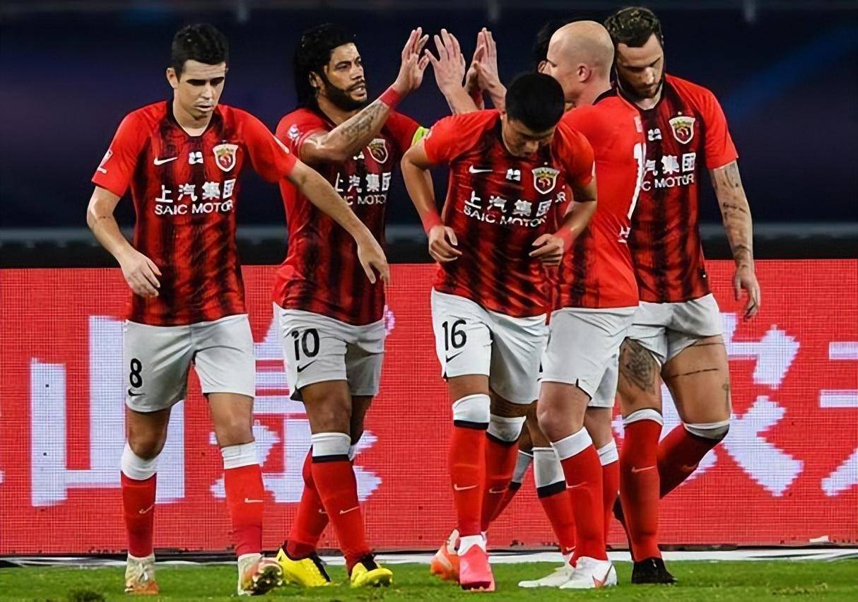 爱体育-实力强劲的球员力挽狂澜赢得胜利