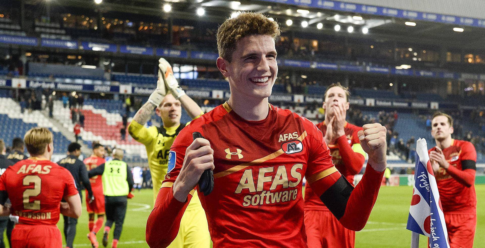 法兰克福球迷期待球队再次取胜 法兰克福球迷期待球队再次取胜