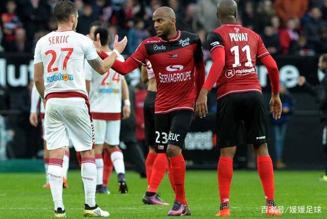 瓦朗谢纳新援完成首秀,球队士气狂飙 瓦朗谢纳新援完成首秀,球队士气狂飙