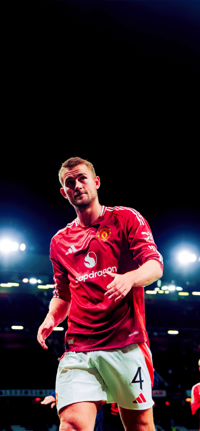 曼联球员盼继续保持状态,备战即将到来的重要比赛 曼联球员盼继续保持状态,备战即将到来的重要比赛