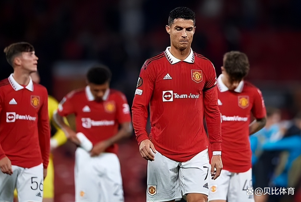 顶级球员再次取得惊人表现,引发热议 顶级球员再次取得惊人表现,引发热议