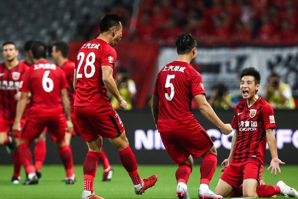 孙兴慜领衔，上海上港晋级八强，展示强大实力