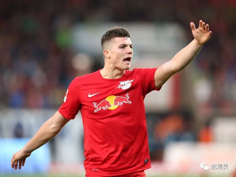 雷瓦恩门将神勇化解多次威胁