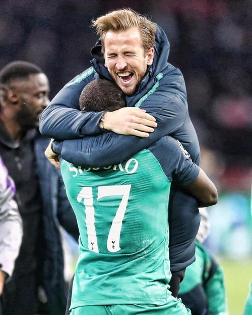 爱体育官方网站-阿贾克斯挑战狼堡，决战即将展开？