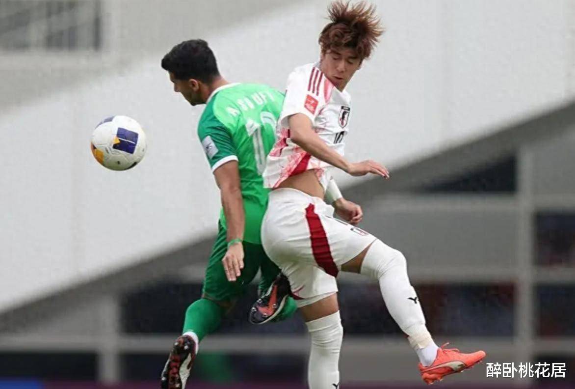 爱体育官方网站-日本男子足球队备战亚洲杯比赛，手机忘带进场