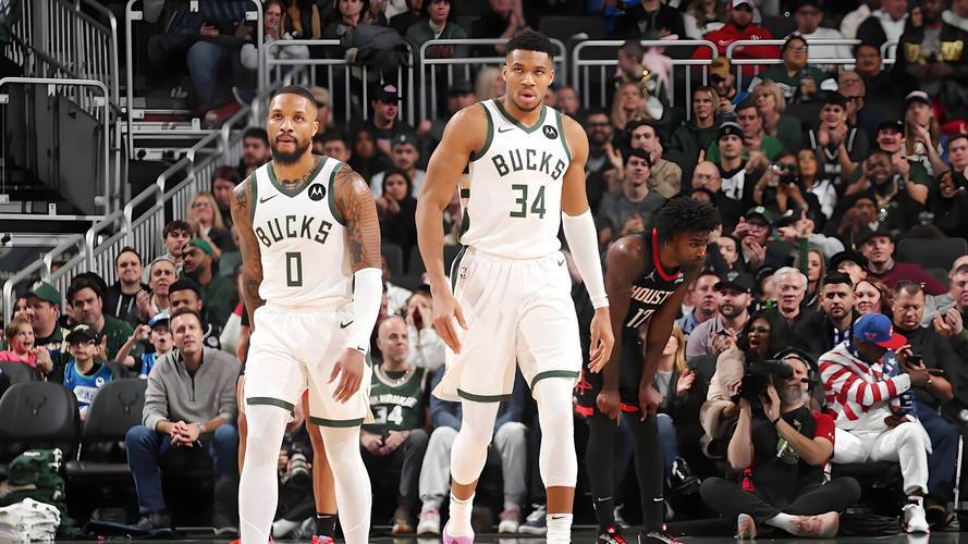 尼克斯队球员全力防守战胜雄鹿队 尼克斯队球员全力防守战胜雄鹿队