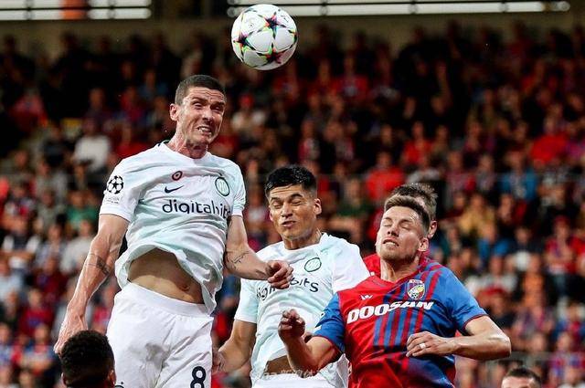 法国主场告负,俄罗斯客场夺赛果 法国主场告负,俄罗斯客场夺赛果