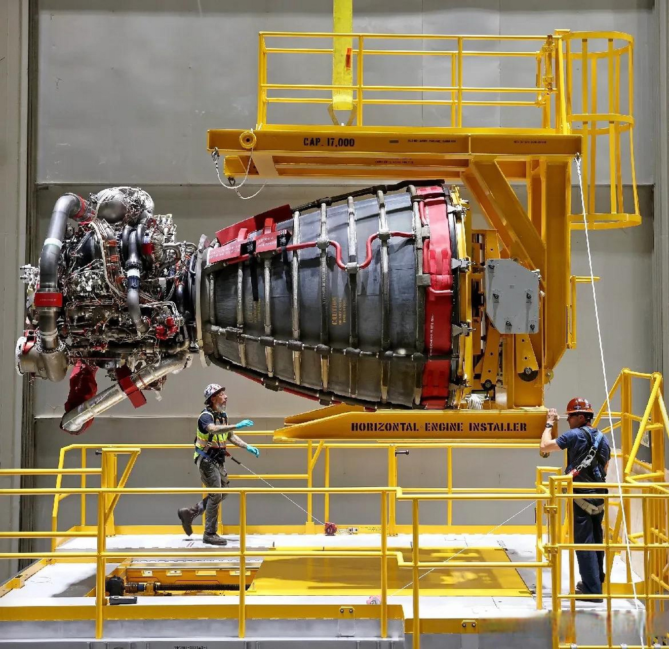 火箭火力全开,五人上双轻取活塞 火箭火力全开,五人上双轻取活塞