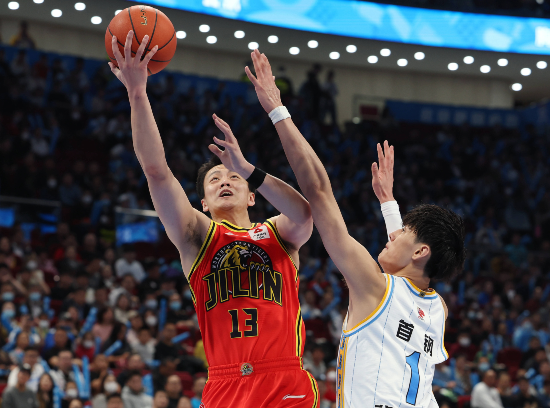 精神面貌焕发,球队整体表现出色 精神面貌焕发,球队整体表现出色