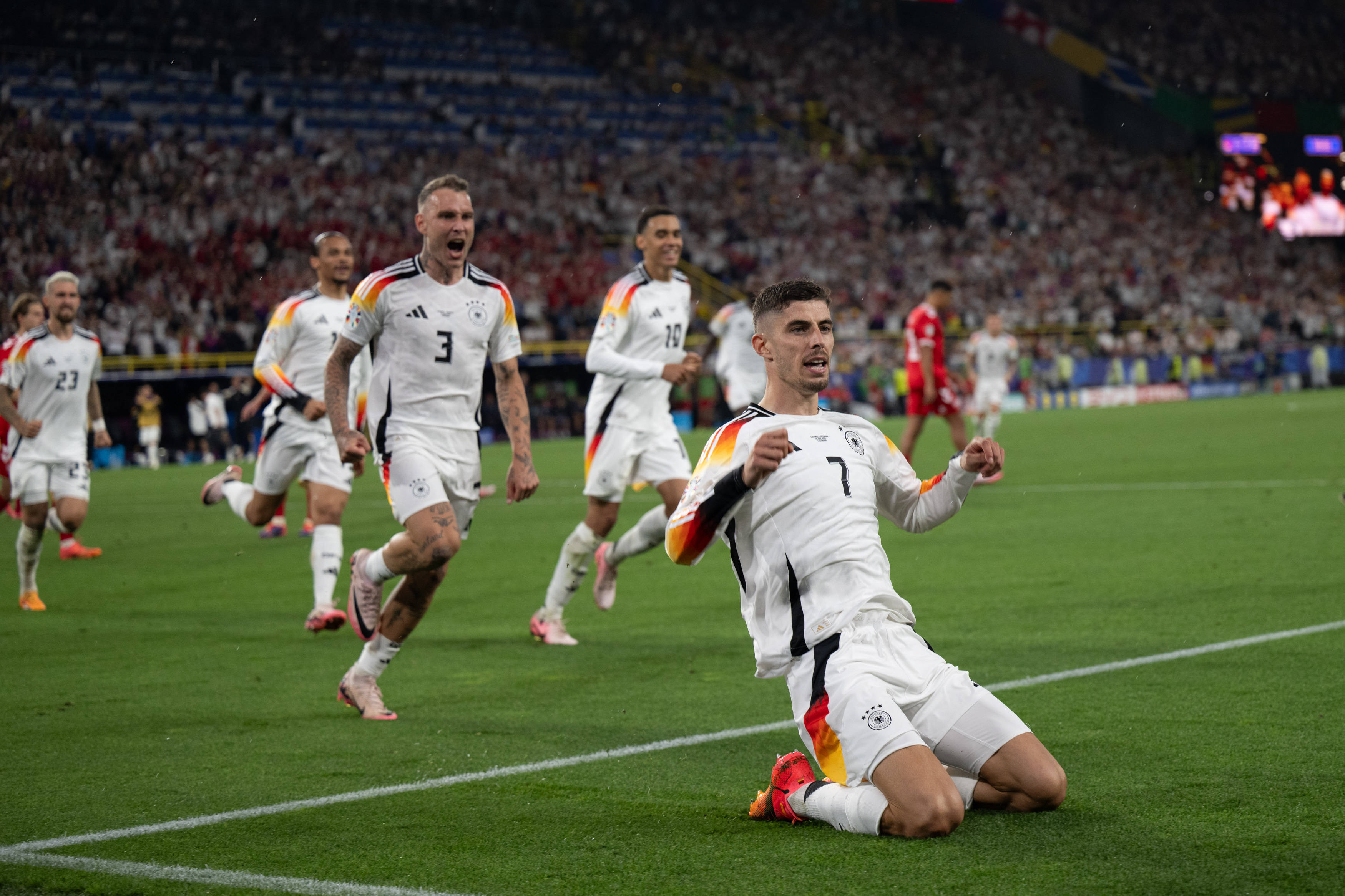 爱体育官方网站-德国女足小组赛全胜晋级,表现抢眼