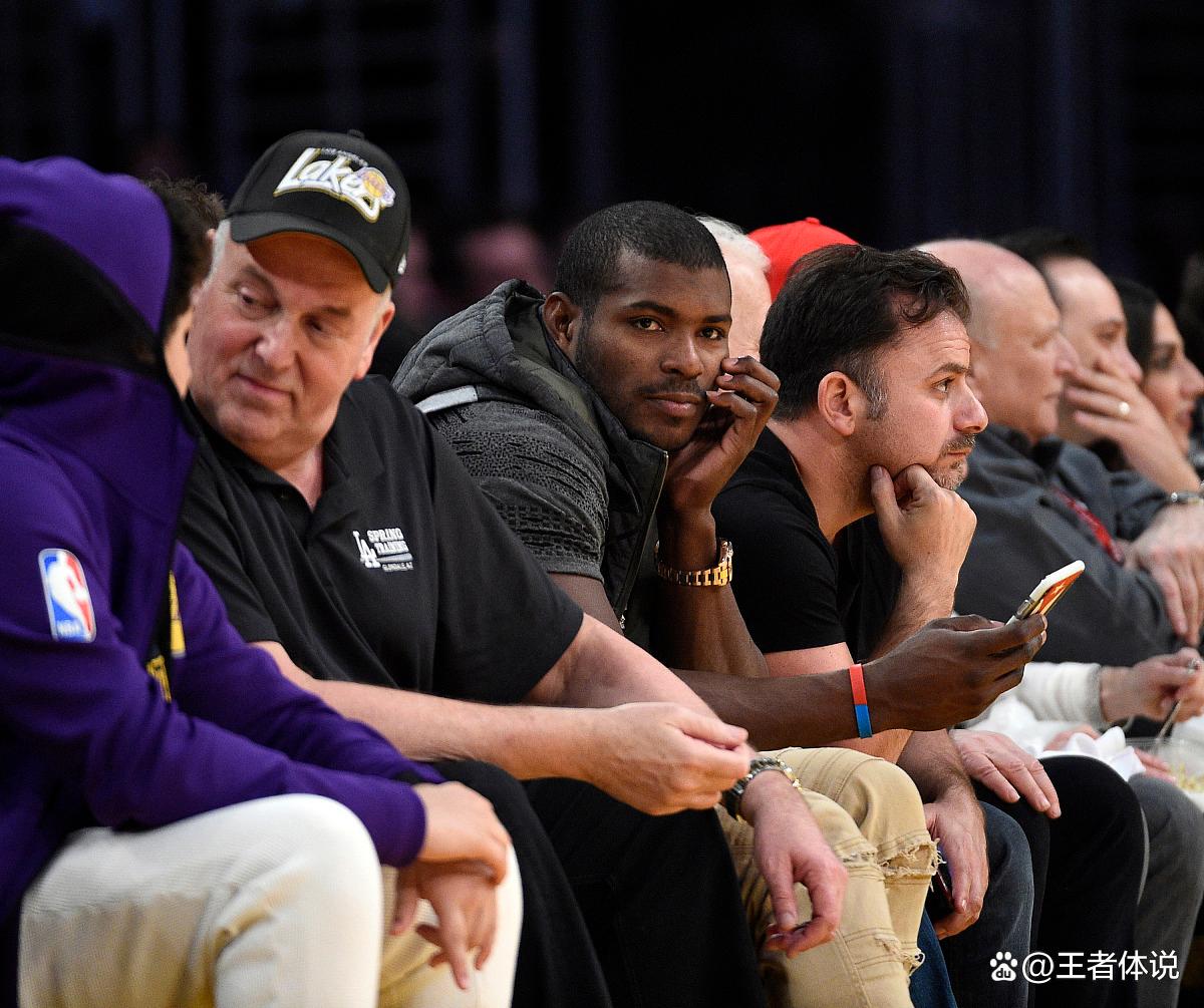 爱体育官方网站-爵士强势连胜!戈贝尔掌控内线取胜