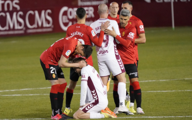 阿尔梅里亚客场全取三分,连胜劲旅! 阿尔梅里亚客场全取三分,连胜劲旅!