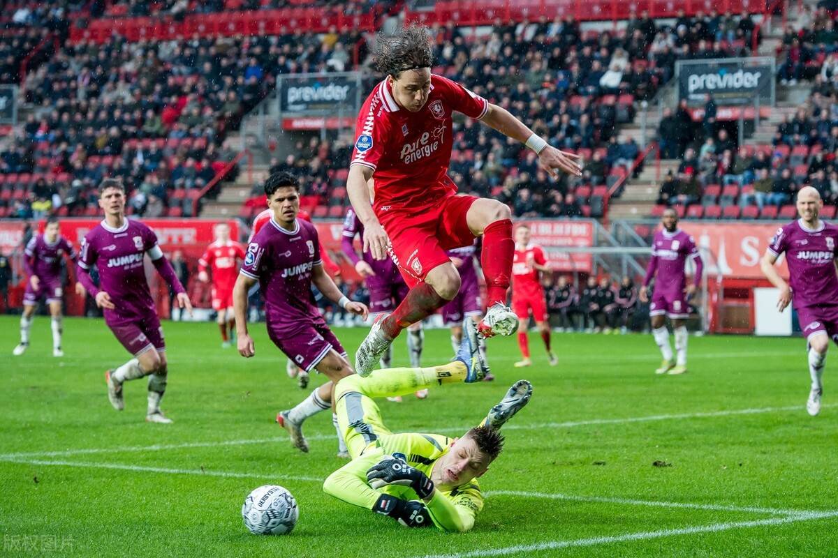 爱体育-卡尔斯鲁厄连续不胜，保级形势严峻