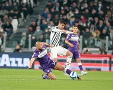 爱体育-郑明筱胜新贝尼托，佛罗伦萨打入重头戏