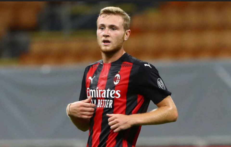 爱体育-AC米兰轻取乌迪内斯,保住前四席位