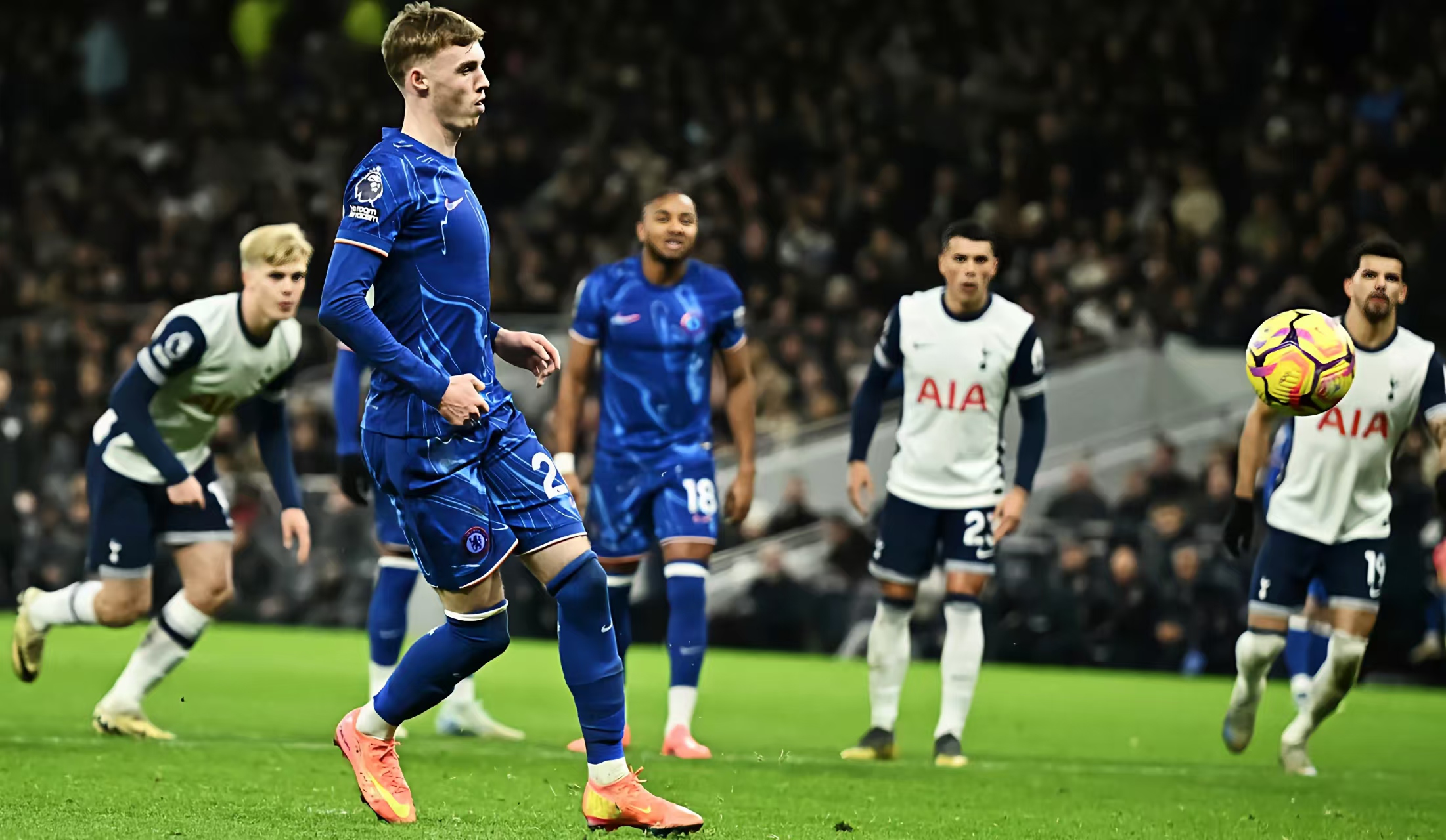 利物浦客场连克,曼城大取三分 利物浦客场连克,曼城大取三分