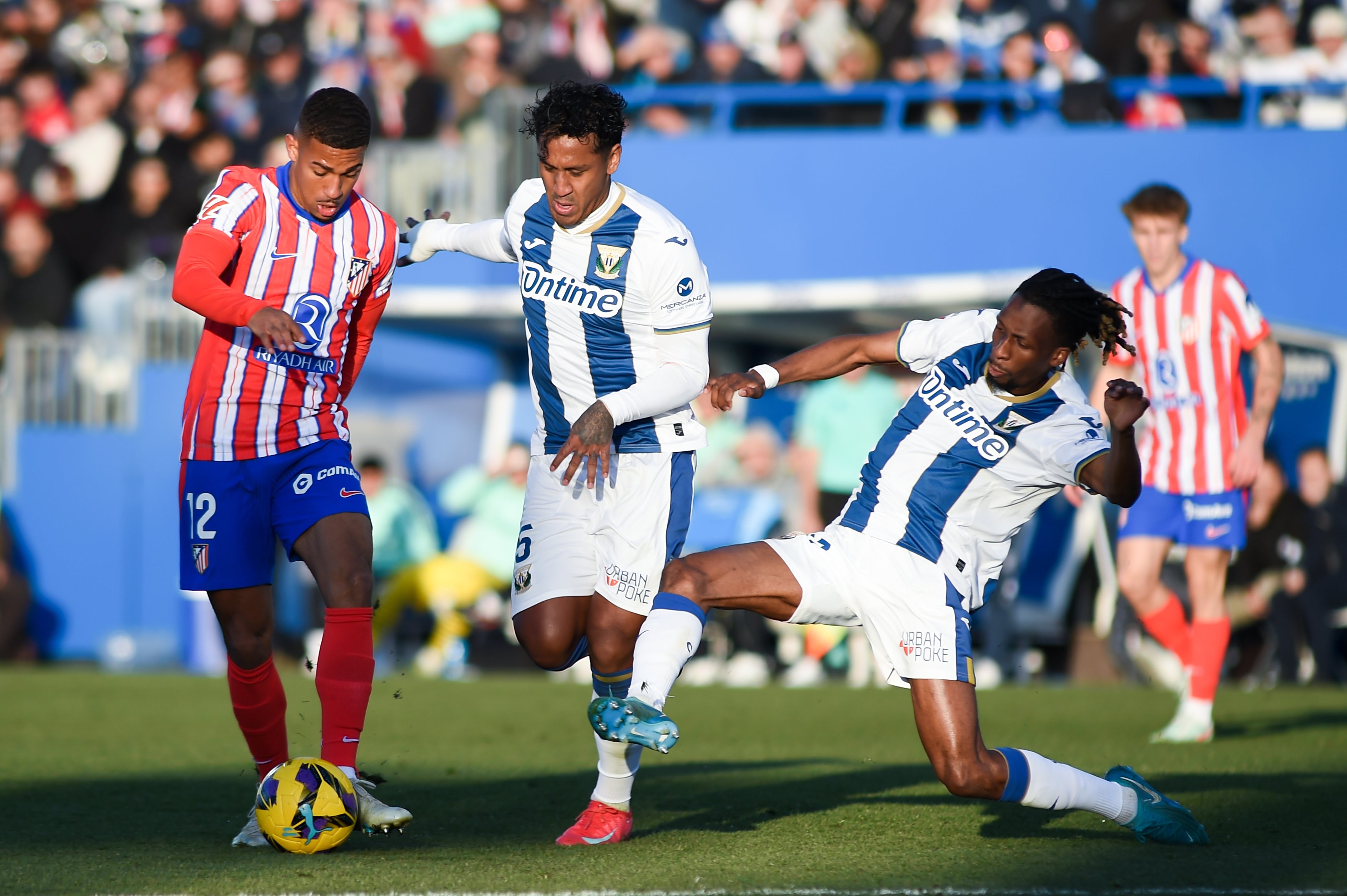 爱体育官方网站-马德里竞技客场胜利,小组赛晋级