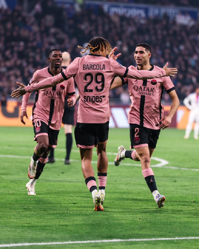 巴黎圣日耳曼将在巴黎公园球场对阵里昂 巴黎圣日耳曼将在巴黎公园球场对阵里昂