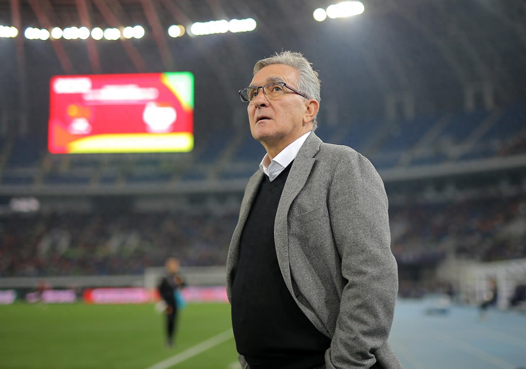 球队备战比赛拼尽全力,期待胜利 球队备战比赛拼尽全力,期待胜利