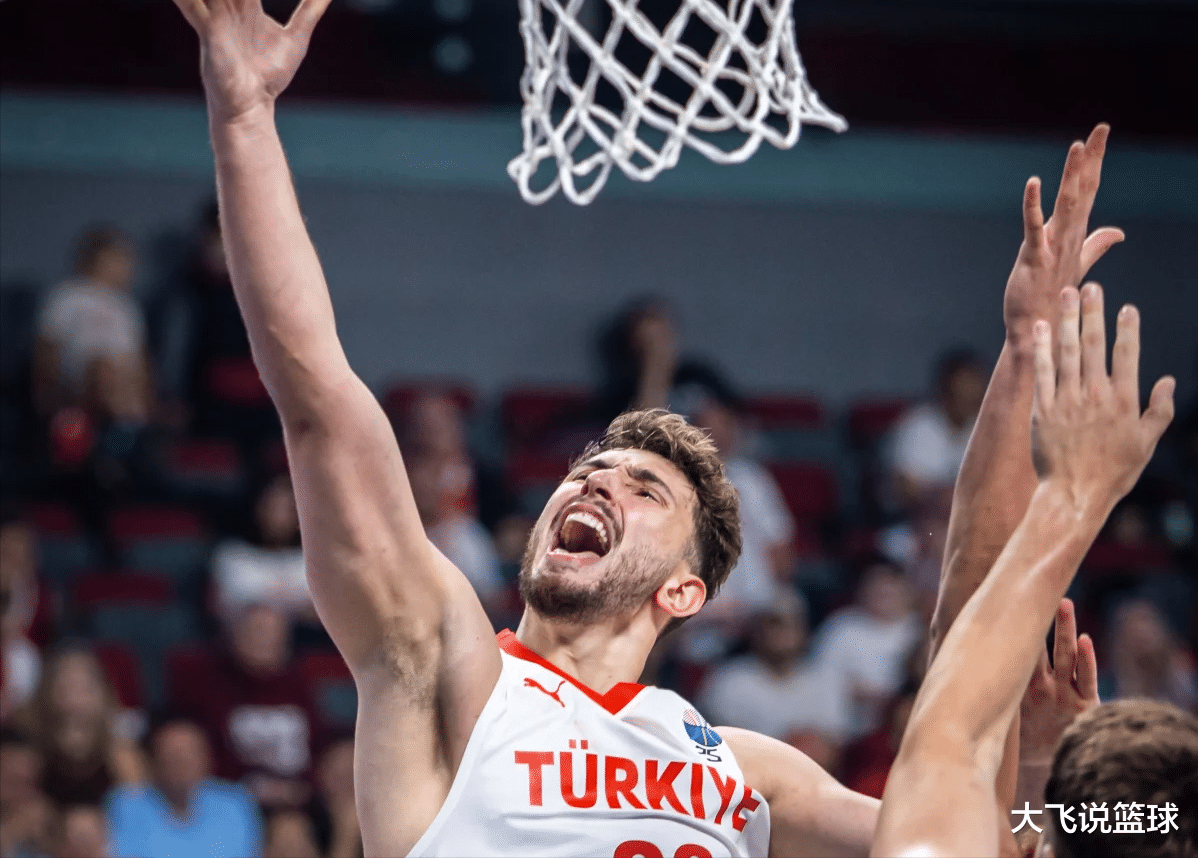 爱体育官网-捷克篮球联赛总决赛成竞争最激烈一场