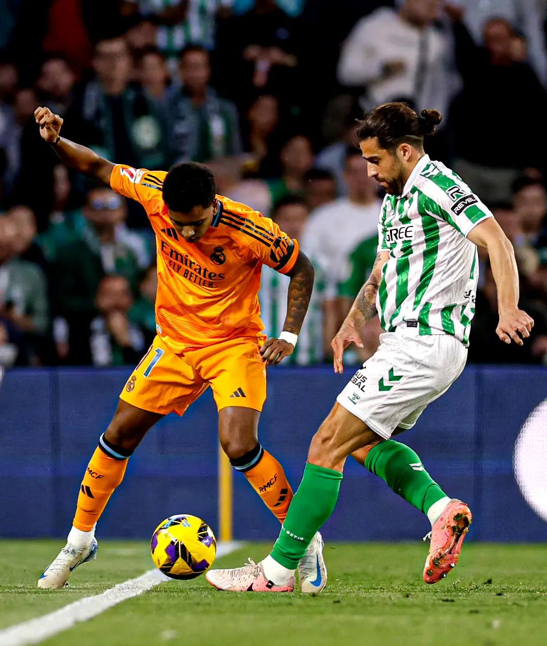 西甲新晋强队惊险逆转,豪取比赛胜利 西甲新晋强队惊险逆转,豪取比赛胜利