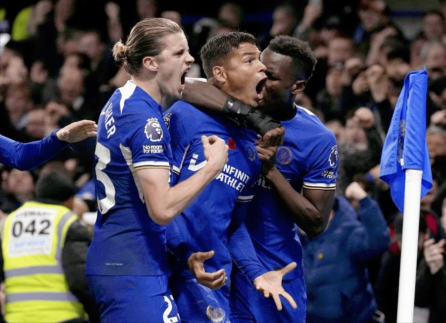 狼队主场逼平对手,铁血斗志显现字符 狼队主场逼平对手,铁血斗志显现字符