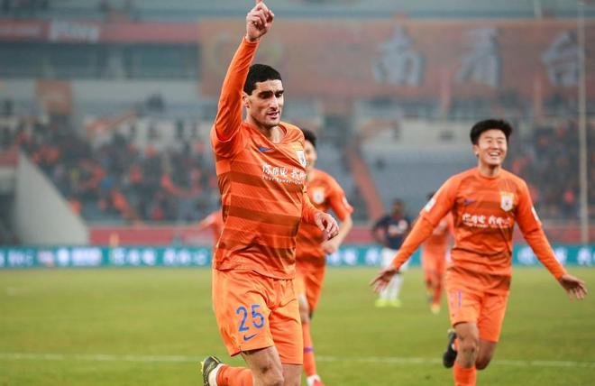 爱体育官方网站-国安客场对阵鲁能,谁将成为赢家?