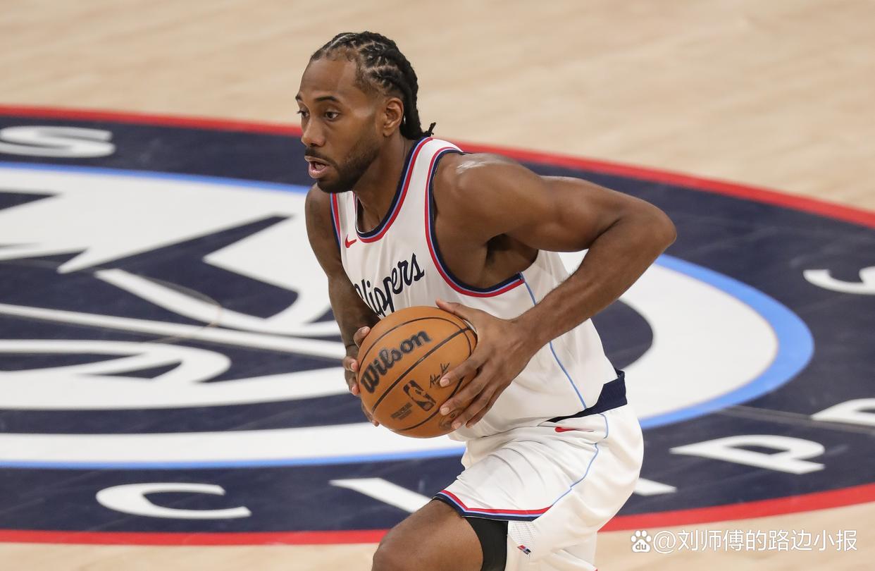 爱体育-快船球员接受采访:会努力突破低谷期