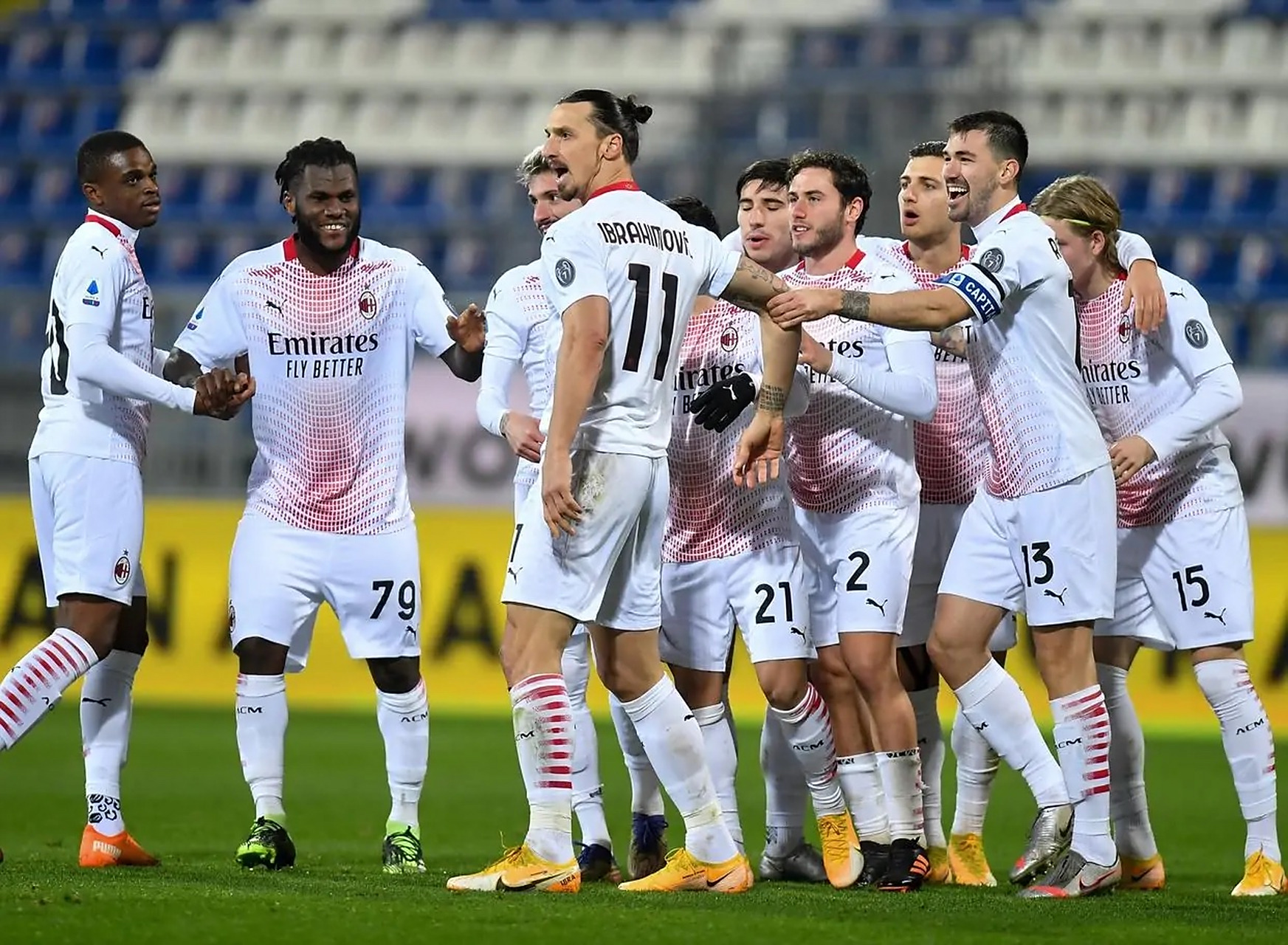 爱体育官方网站-卡昂客场大胜洛里昂：锋线大爆发完胜对手