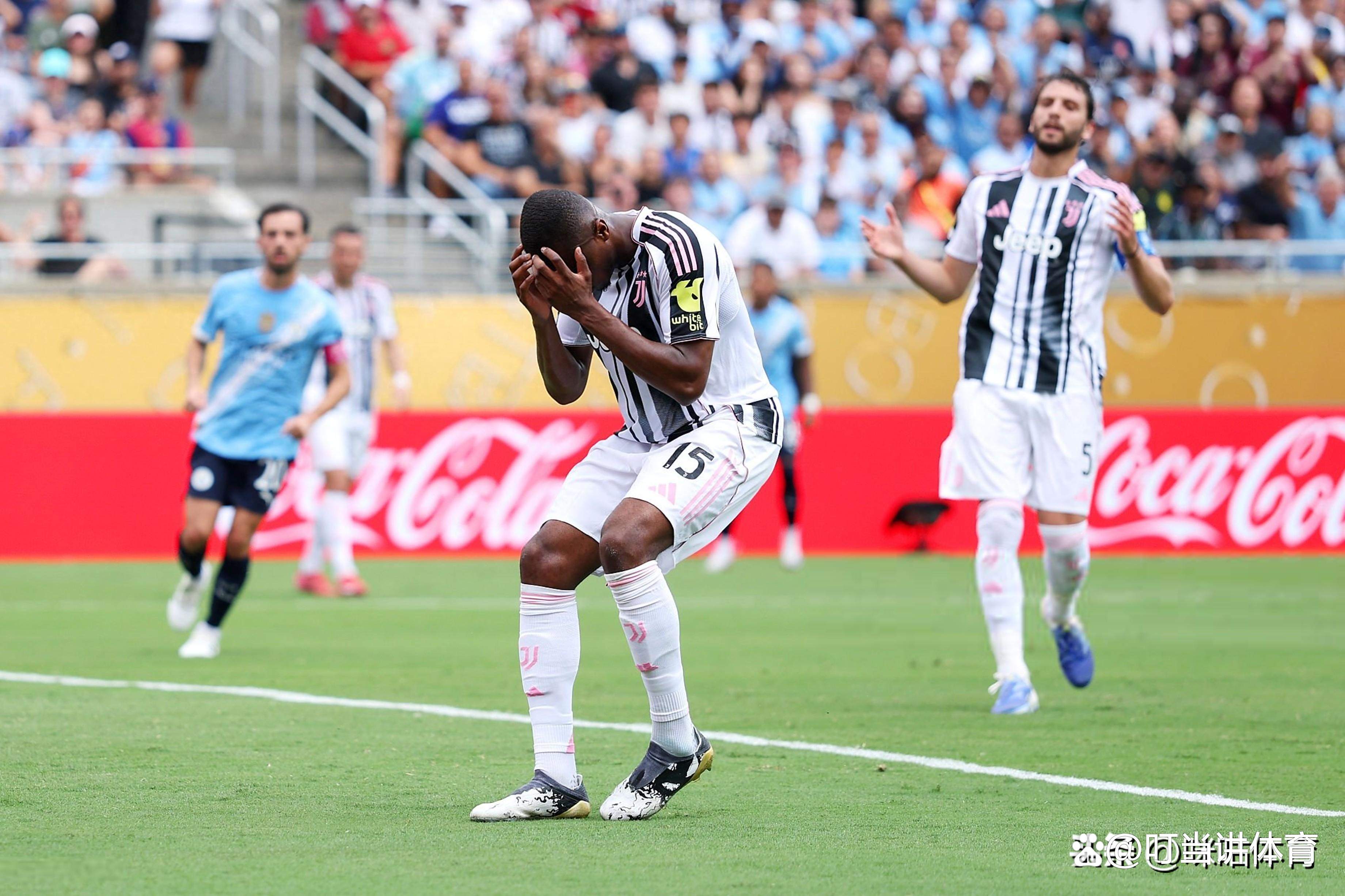 爱体育-尤文图斯主场失利,被阿贾克斯逆转