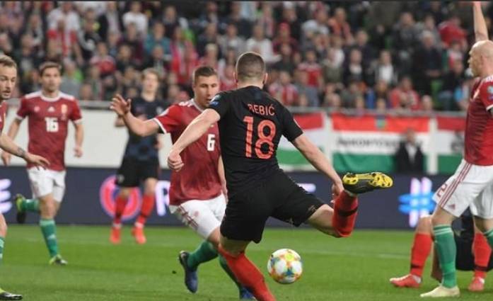 瑞典客场对阵斯洛伐克,双方角逐胜负悬浮 瑞典客场对阵斯洛伐克,双方角逐胜负悬浮