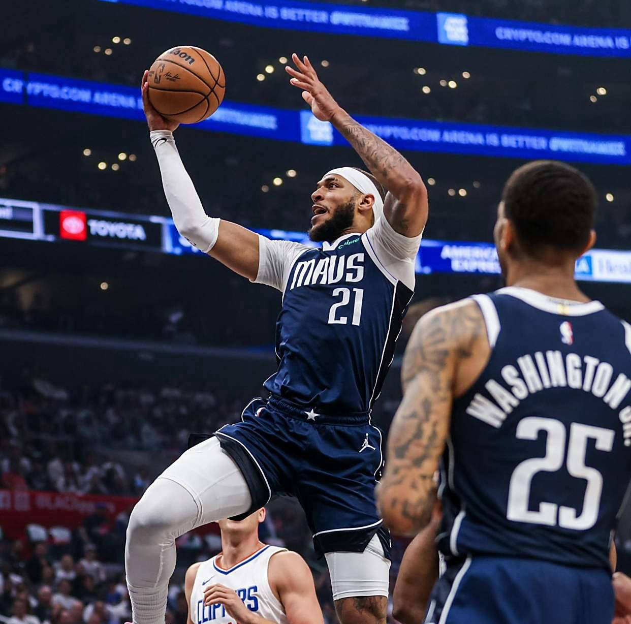 爱体育官方网站-球员们的超凡表现成为球队的利器