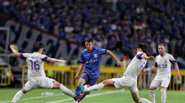 天海队面对强敌，如何突破对方防线？